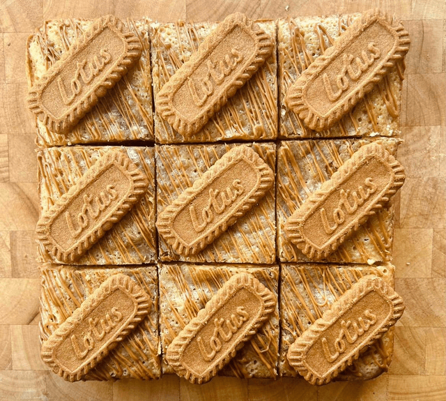Biscoff Blondie 